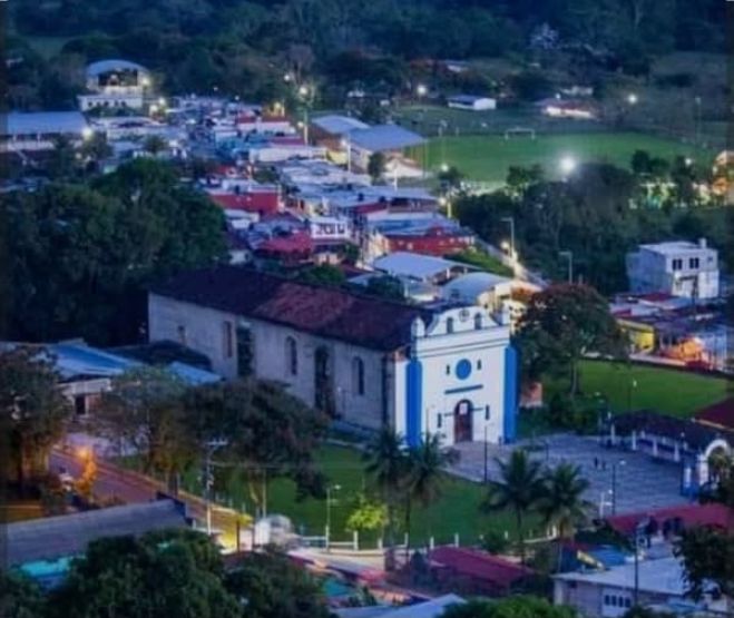 Investigan presunto feminicidio en Chil&oacute;n; el agresor se dio a la fuga