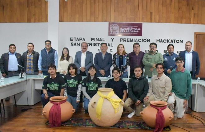 Impulsan innovación juvenil para la conservación de los humedales en San Cristóbal