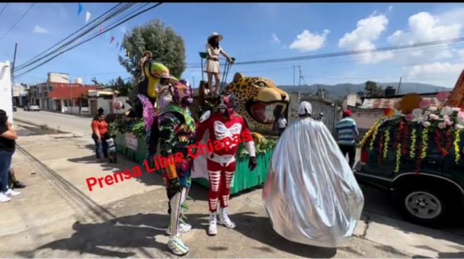 Tradicional desfile de los maitines de San Ram&oacute;n Nonato