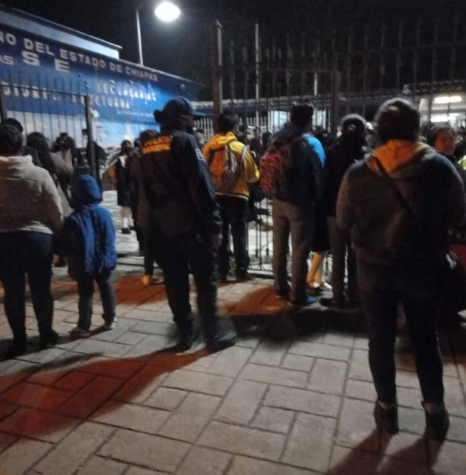Vigilancia y seguridad en más escuelas de San Cristóbal de Las Casas 