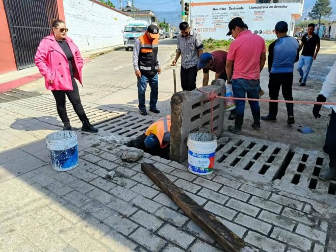 Exhortan a evitar el taponamiento de alcantarillas y drenes en San Cristóbal de Las Casas