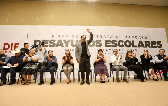 DIF Municipal de San Crist&oacute;bal de Las Casas presente en la Firma del Contrato de Desayunos Escolares