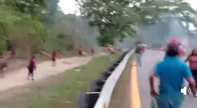 23 detenidos por bloqueo a la vía Villa Comaltitlan- Huixtla 