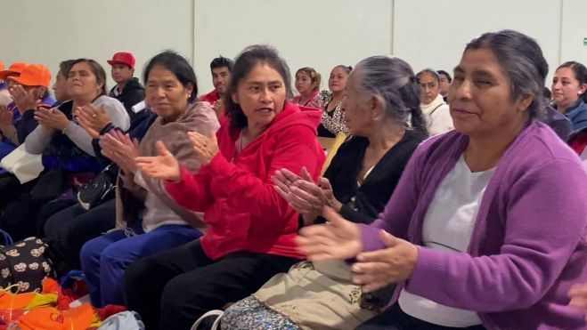 Reconocen labor del personal de Limpia Municipal con entrega de uniformes