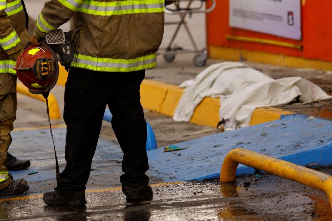 Todo inici&oacute; a las 13:27 hrs. tras un enfrentamientos entre los grupos criminales de Los Chapos y Los Mexicles en el Cereso Estatal 3, La ri&ntilde;a entre reos dej&oacute; como saldo dos muertos y 20 heridos.