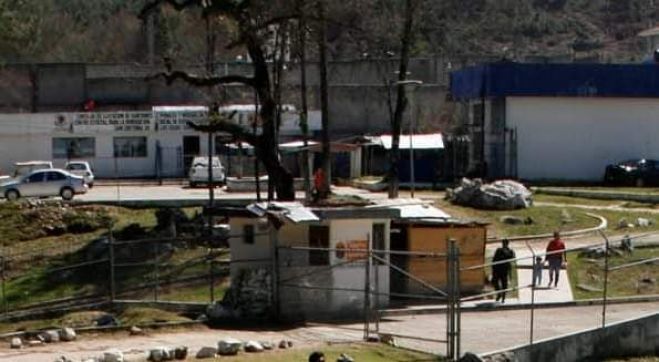 Encuentran muerto a interno en el Cerss 5