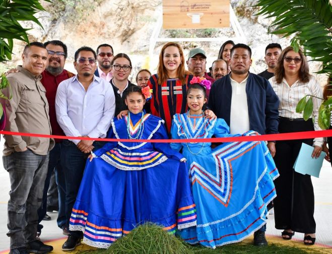 Inauguran domo en primaria “Niño Artillero”; fortalecen infraestructura educativa en San Cristóbal de Las Casas
