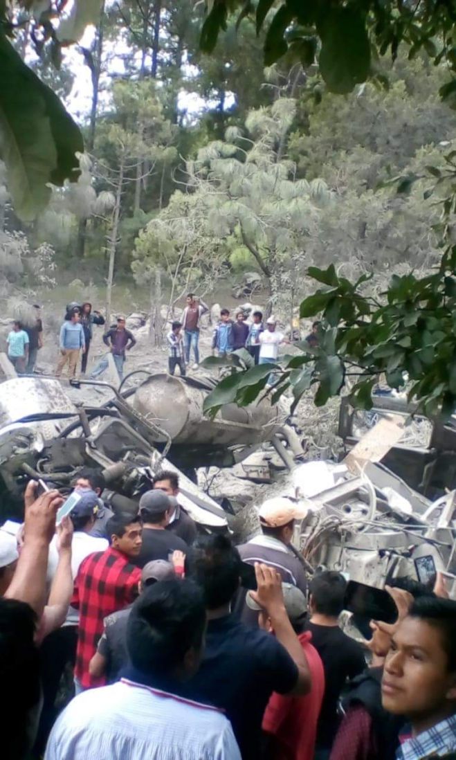 Varios lesionados deja accidente en el tramo carretero Teopisca-San Cristóbal 
