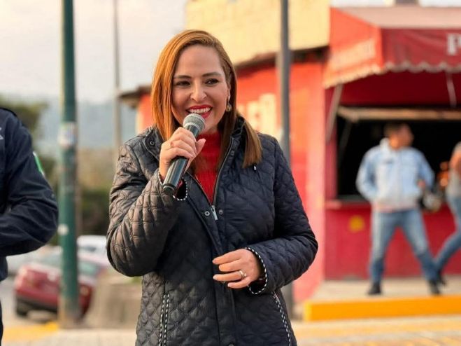 Inaugura Fabiola Ricci sem&aacute;foros en La Garita para fortalecer la seguridad vial en la zona oriente