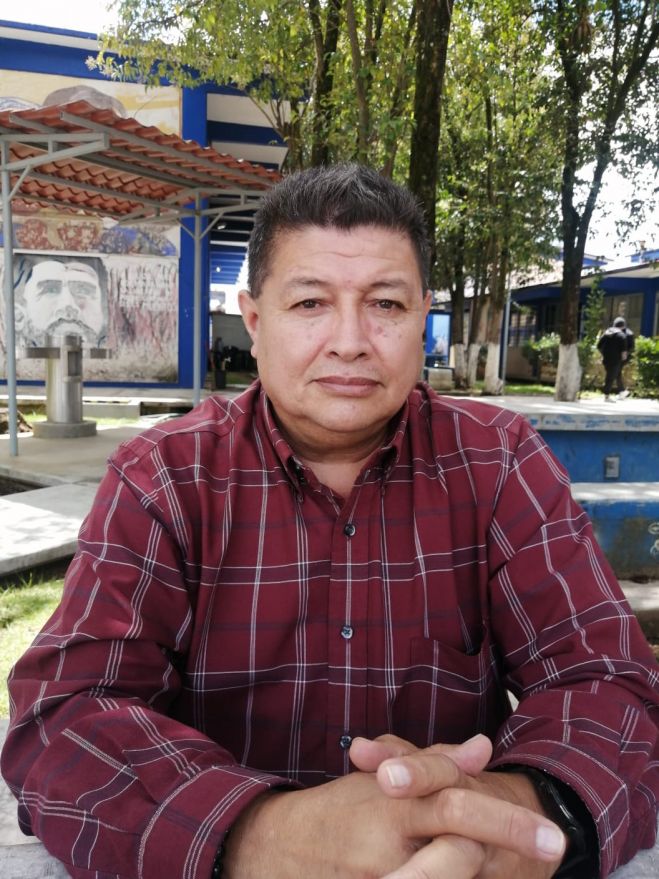 Comento que para este semestre hay 140 alumnos y otros j&oacute;venes que est&aacute;n rezagados en materias