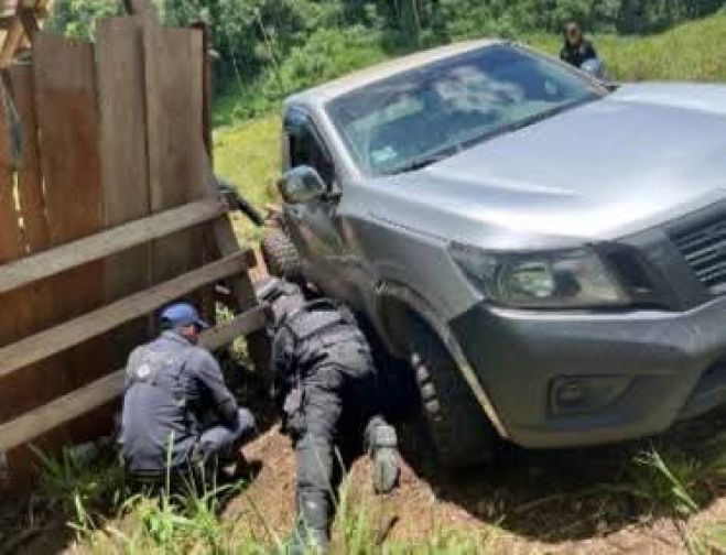 En operativo, grupo interinstitucional recupera veh&iacute;culos en Maravilla Tenejapa y zonas aleda&ntilde;as