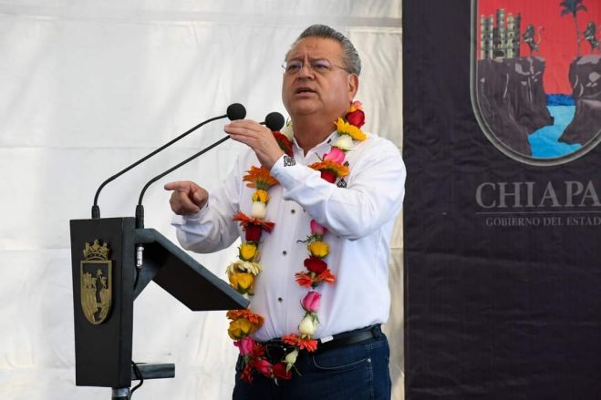 ALCALDE MDO ACOMPAÑO AL GOBERNADOR DEL ESTADO A LA INAUGURACIÓN DE LA CARRETERA TUXTLA- COMITÁN