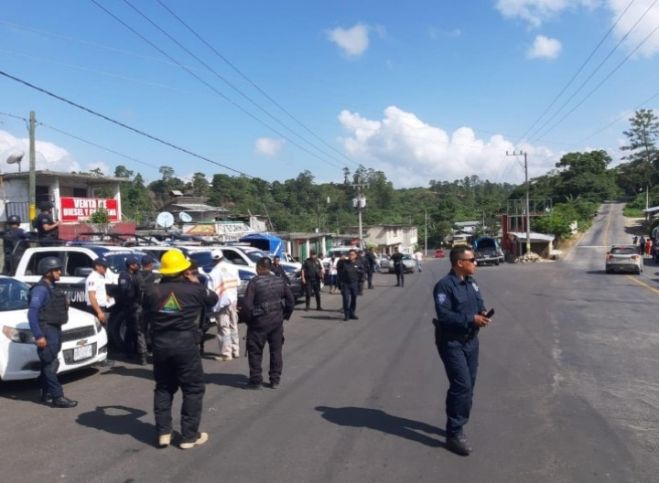 REALIZAN OPERATIVO EN LA CARRETERA OCOSINGO-YAJAL&Oacute;N-CHIL&Oacute;N