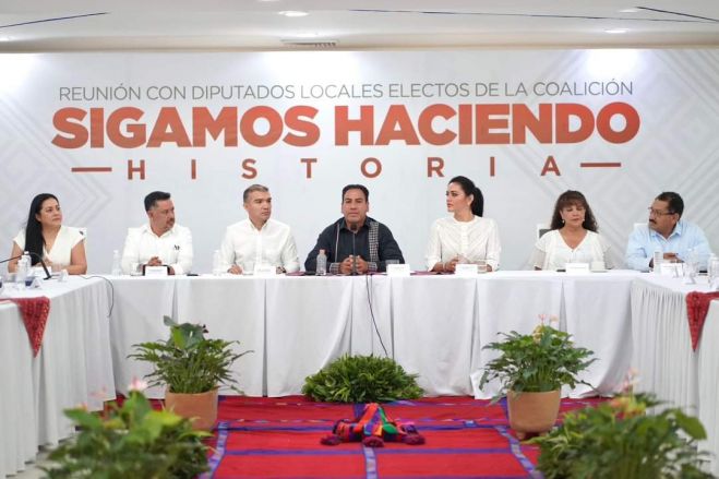 Primera reuni&oacute;n de Eduardo Ram&iacute;rez con la pr&oacute;xima Legislatura Chiapaneca