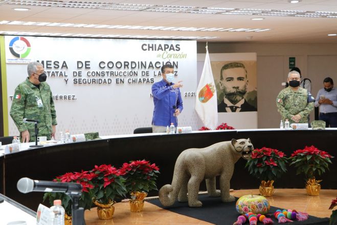 Reconoce Rutilio Escandón labor comprometida y solidaria del comandante de la VII Región Militar