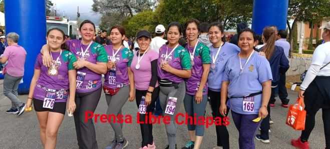 M&aacute;s de 300 mujeres participan en la carrera de 5 km en San Crist&oacute;bal 