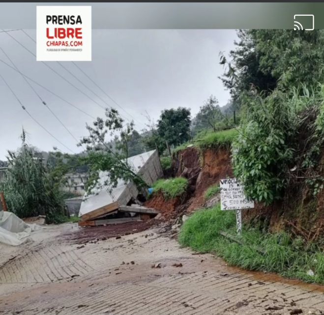 Deslave destruye vivienda en Chenalh&oacute; 