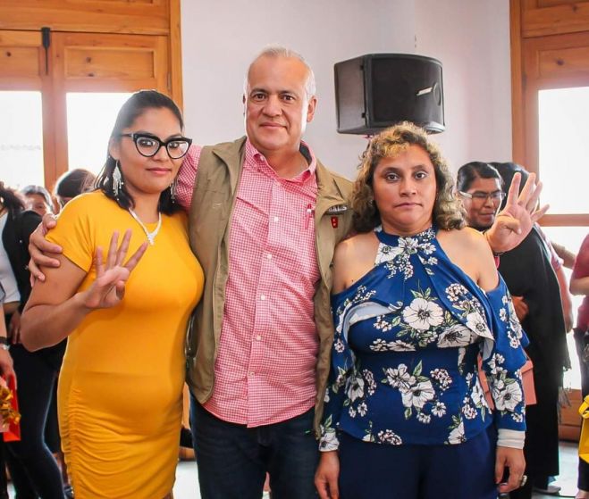 POLO MORALES RECONOCE EL TRABAJO DE MUJERES LIDERES DEL MUNICIPIO EN EL MARCO DEL DÍA DE LAS MADRES 