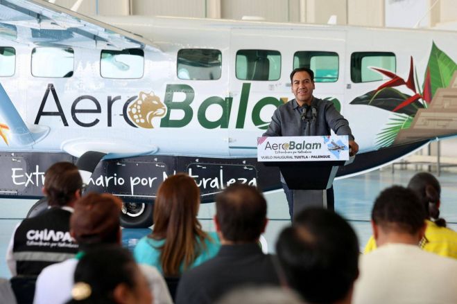 Eduardo Ramírez inaugura Aerobalam Tuxtla-Palenque para conectar a Chiapas y promover el turismo
