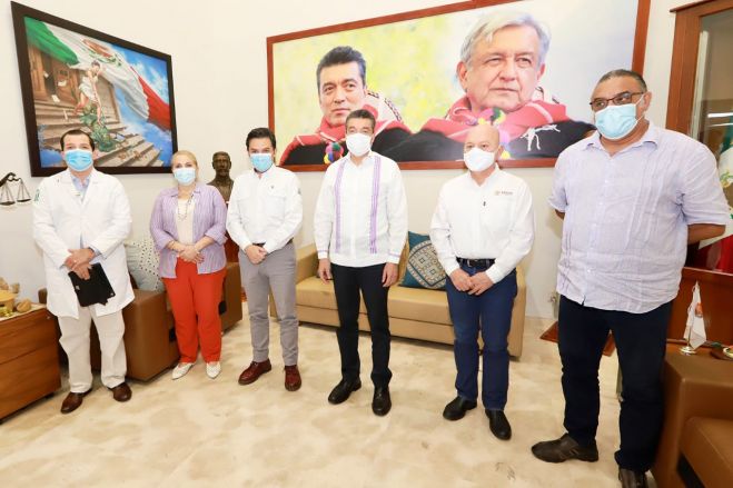 Rutilio Escand&oacute;n y Zo&eacute; Robledo anuncian inicio de vacunaci&oacute;n anticovid a adolescentes con comorbilidades