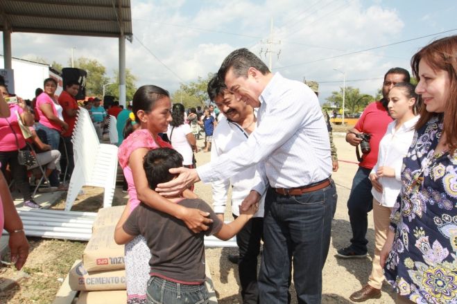 Tonal&aacute; tiene todo el apoyo de mi gobierno, juntos saldremos adelante: Rutilio Escand&oacute;n
