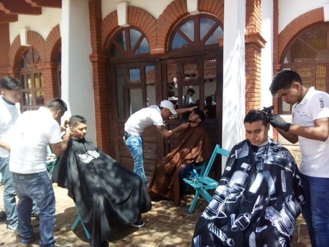 En San Crist&oacute;bal de constituye legalmente la Asociaci&oacute;n de peluqueros