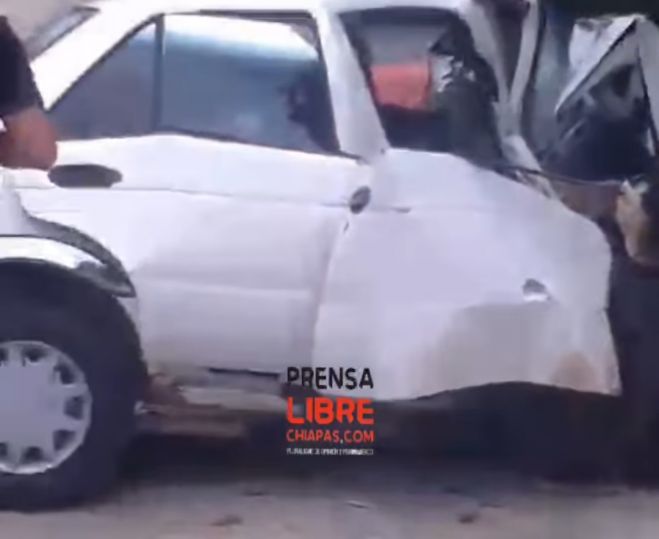 Tres heridos de gravedad deja accidente en Chalchuit&aacute;n