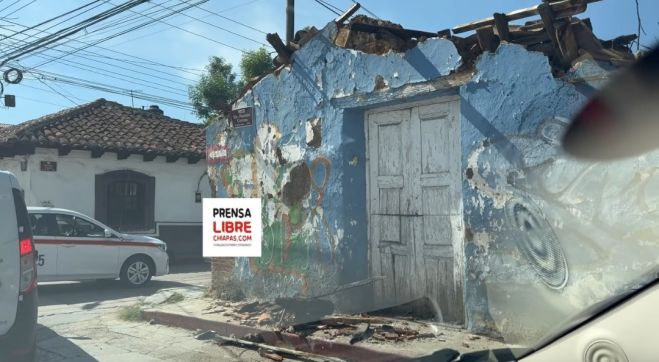 Vivienda en riesgo de colapso alarma a vecinos de Santa Luc&iacute;a