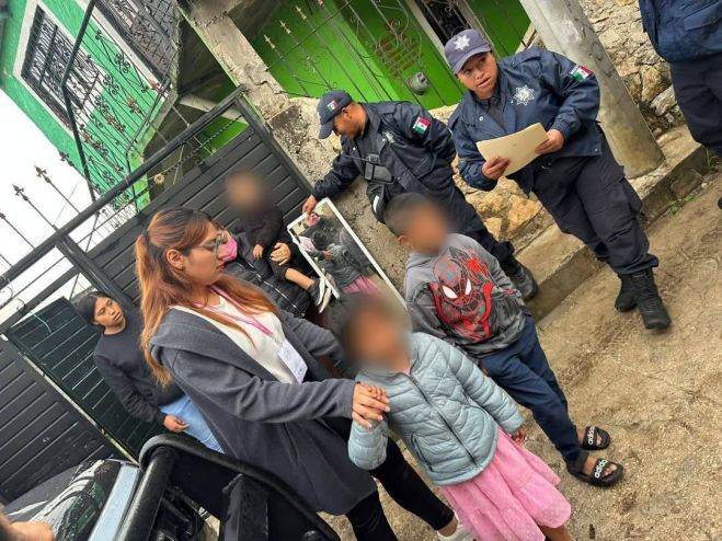 FGE, DIF Municipal y Polic&iacute;a Municipal rescatan a tres menores de edad, en Teopisca