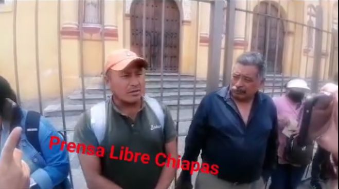 Docentes anuncian posible bloqueo el 15 de mayo 