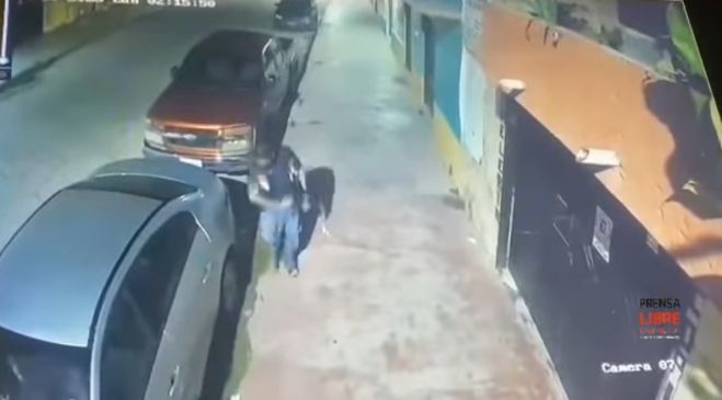 Captan a sujeto ponchando llantas en San Cristóbal de Las Casas