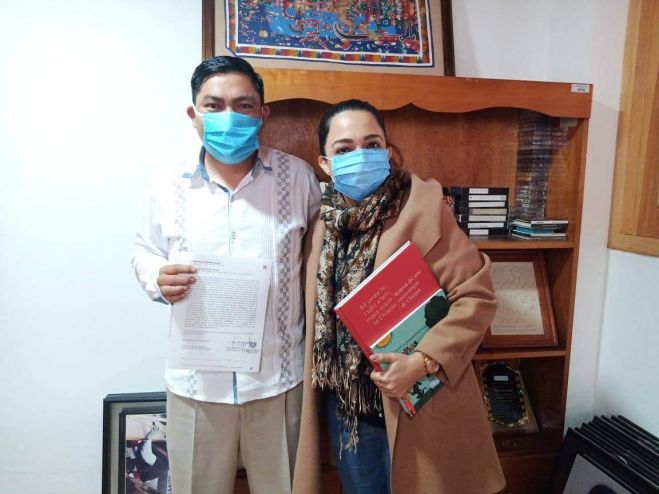 IMPARTIR&Aacute;N INGL&Eacute;S COMO LENGUA EXTRANJERA EN CONTEXTOS IND&Iacute;GENAS