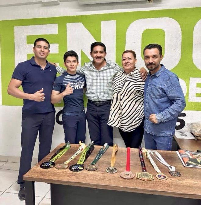 Apadrina Enoc Hernández a destacado atleta chiapaneco