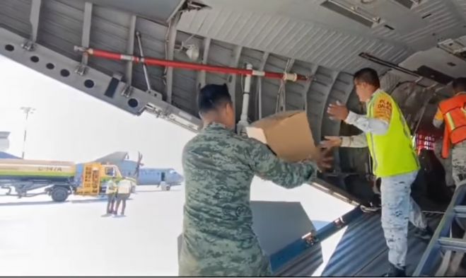 Fuerza aérea mexicana transporta ayuda humanitaria a Pantelhó 