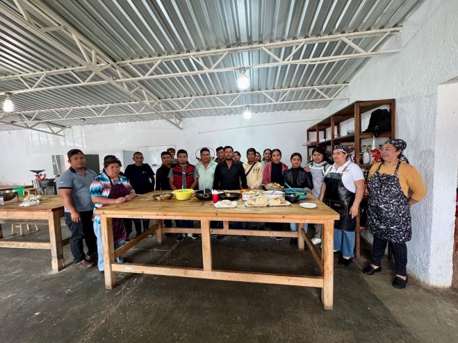 DIF Municipal impulsa alimentación digna y saludable con capacitación a 45 escuelas