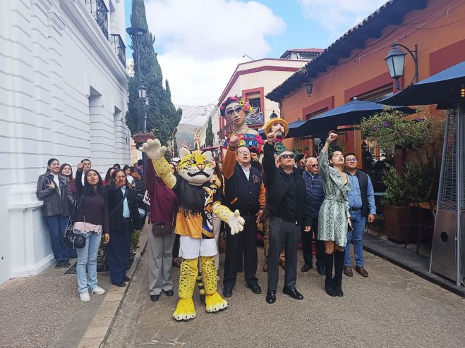 Unach alista relevo en direcciones de facultades