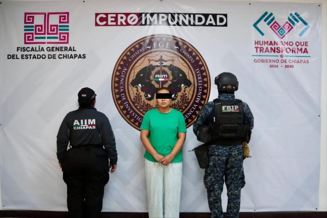 MANDAN A DORMIR AL ÁMATE A LA QUE ERA SINDICA DEL PRESIDENTE DE CINTALAPA